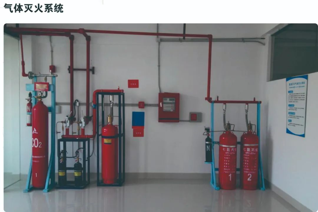 廣東首個(gè)消防救援學(xué)院掛牌招生(圖4) 廣東首個(gè)消防救援學(xué)院掛牌招生(圖4)